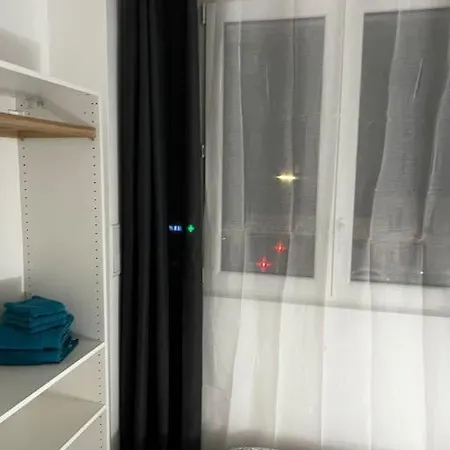 Apartment Un Charmant Studio